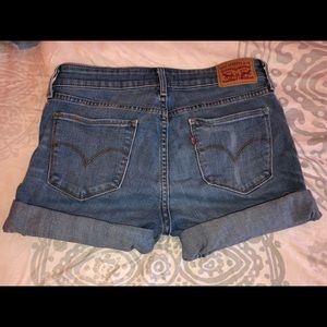 Levi’s shorts